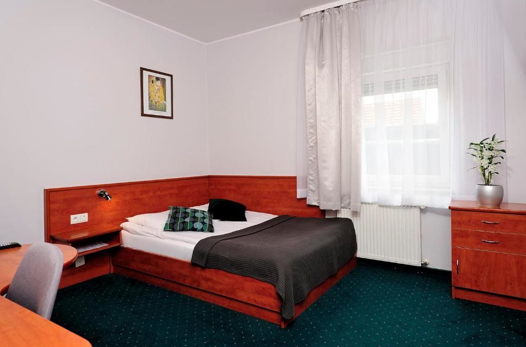 Отель Hotel Preemier Марциновице-34